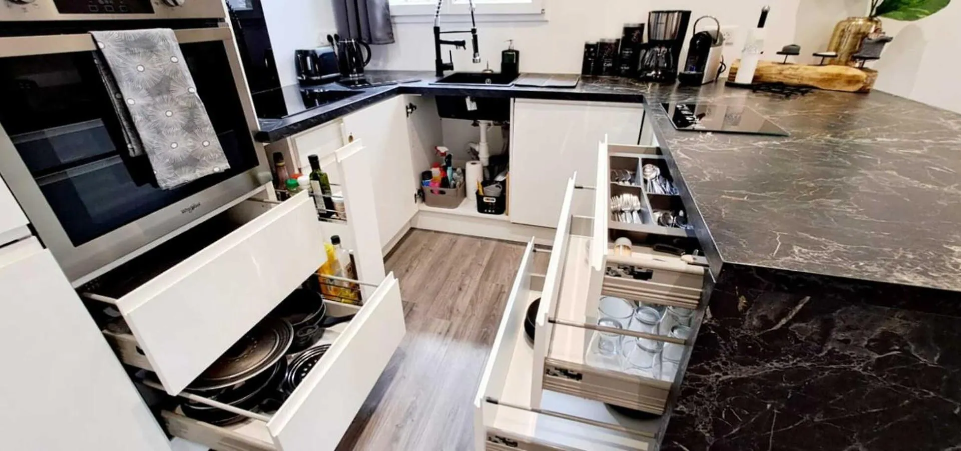 Black&White Home-By So'Serenityhome-Balcon-Parking Cluses 0*,
